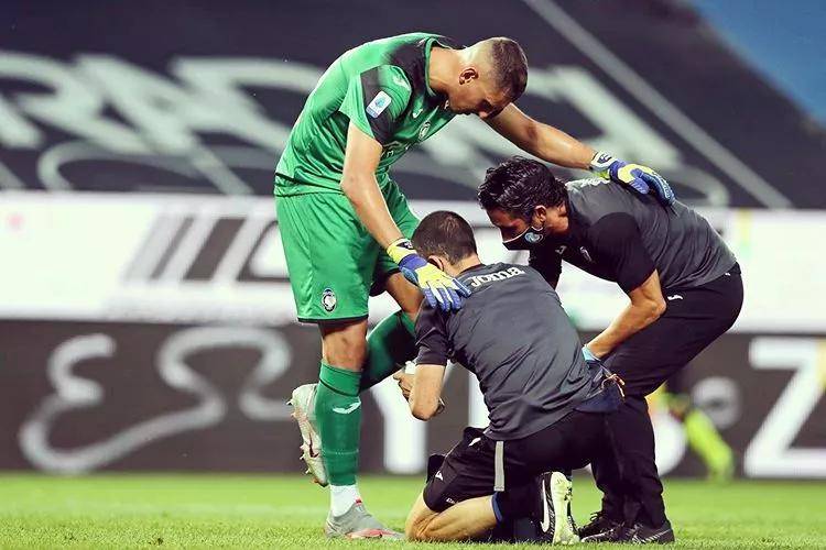 28, 蓝黑军团连胜势头遭强敌终结  