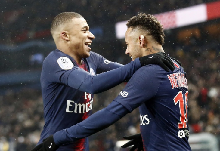  雷恩中场核心双响炮助球队逆转兰斯取得关键胜  